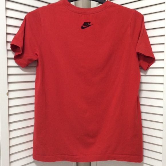 SOLD‼️Nike Air Boys Large Red T-shirt - Picture 5 of 11